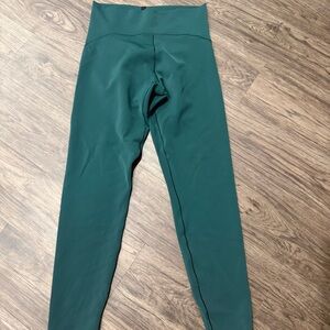 OFFLINE by Aerie Green Leggings